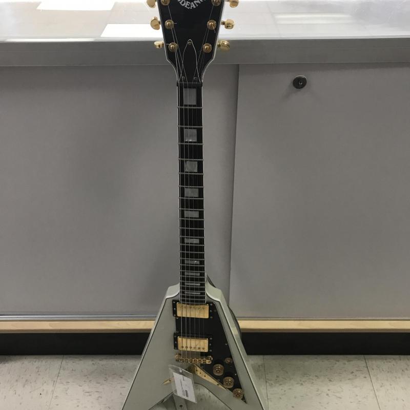 Dean m 247 flying v